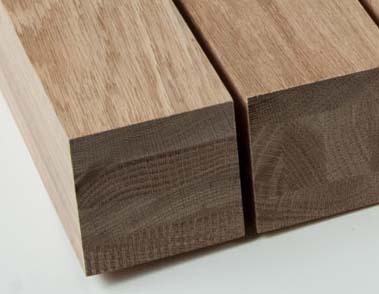 Деревянные двери со стеклопакетом